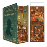 Violin Detective Agency – Holmes és Watson a kandallónál – 2. kép